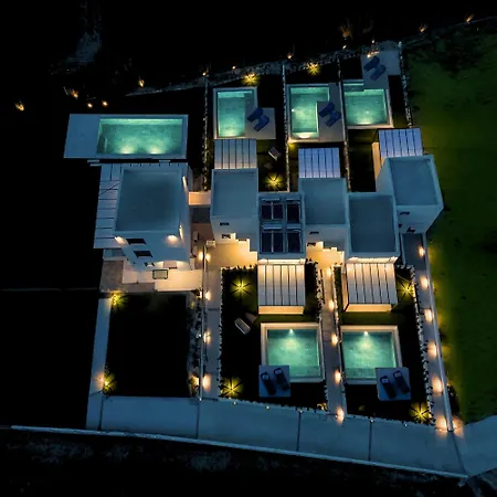 Topaz With Private Pool - Halkidki Vila